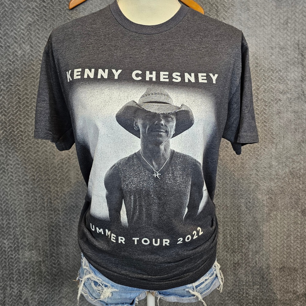 Kenny Chesney Here and Now Summer Tour 2022 Graphic T-Shirt Gray Large L Concert - Picture 1 of 7
